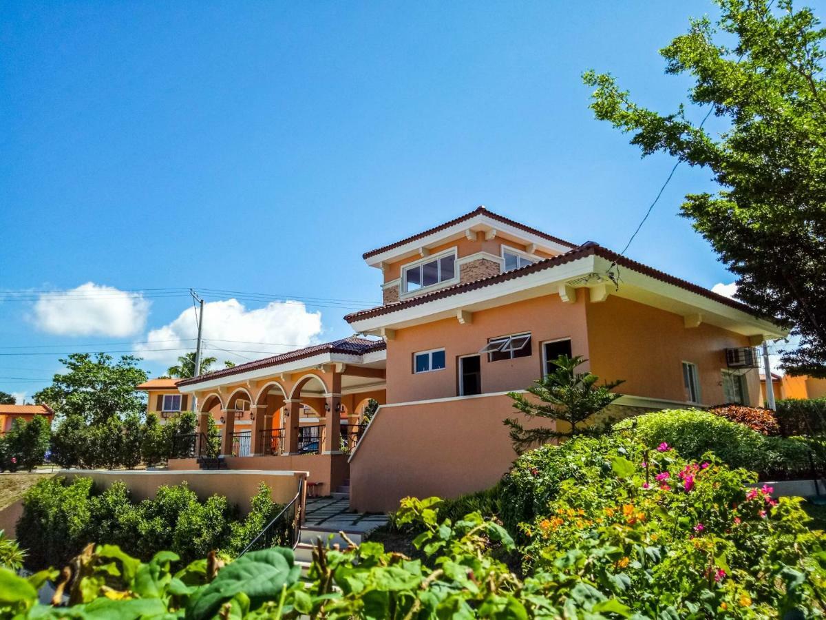 Hillview Apt W/ Pool Access - Free Wifi Tagbilaran Dış mekan fotoğraf